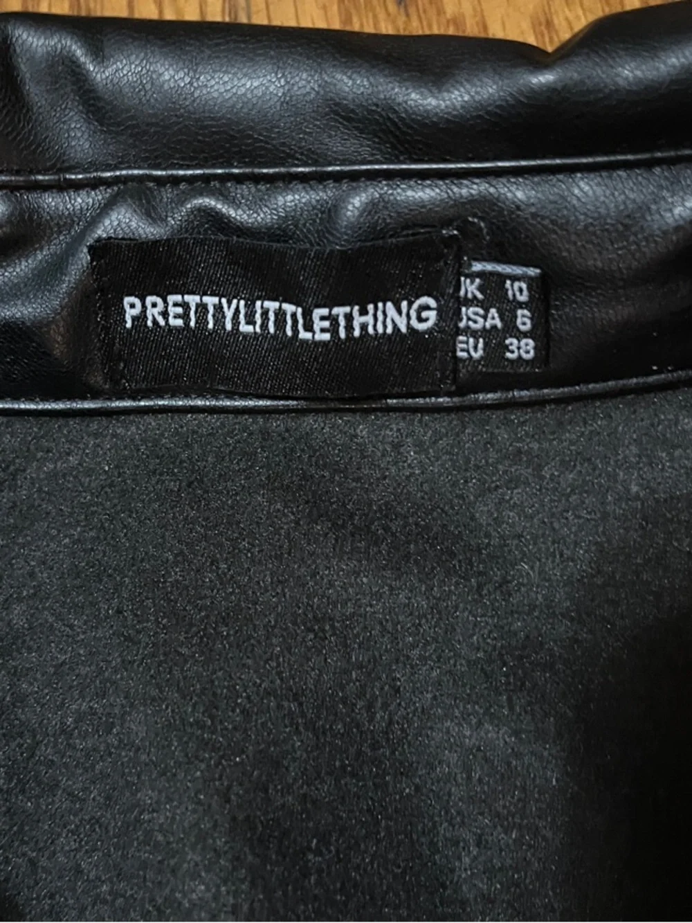 PrettyLittleThing stylish black